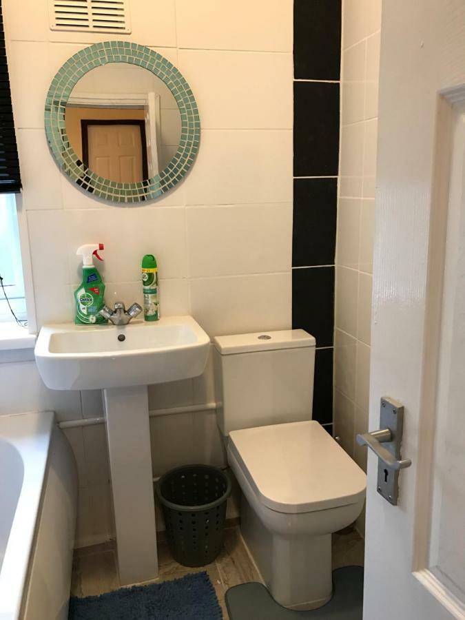 Rosewood Lodgings Special Offer For Student On Long Stay Manchester Buitenkant foto
